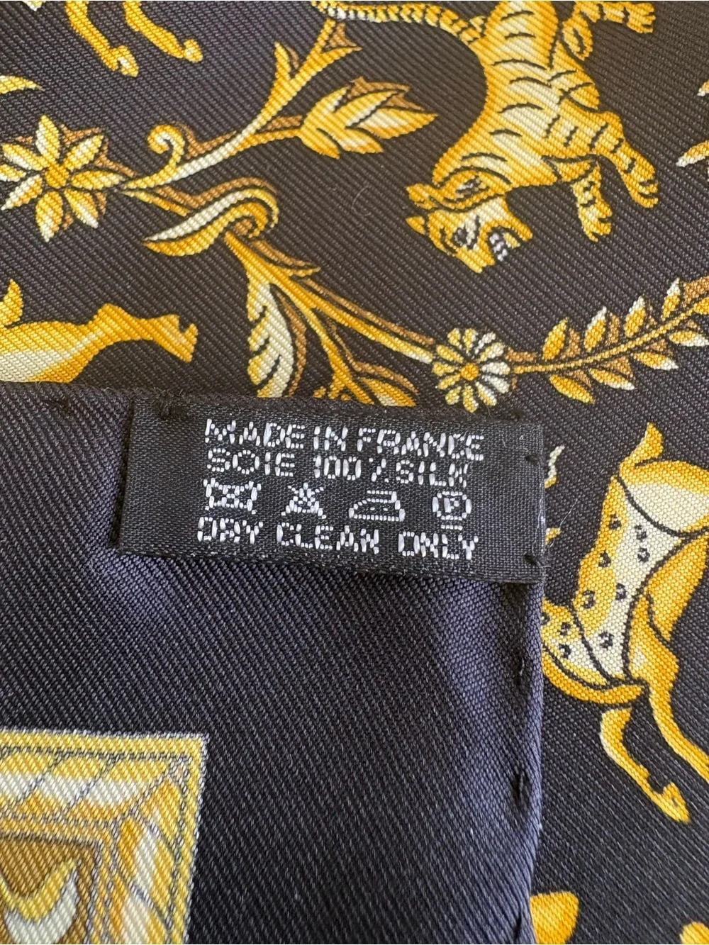 Hermès Chasse en Inde Silk Carré 90 Scarf Black Gold Michel Duchêne